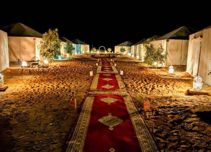 Hotel Exceptional Luxury Camp à Merzouga Extérieur photo